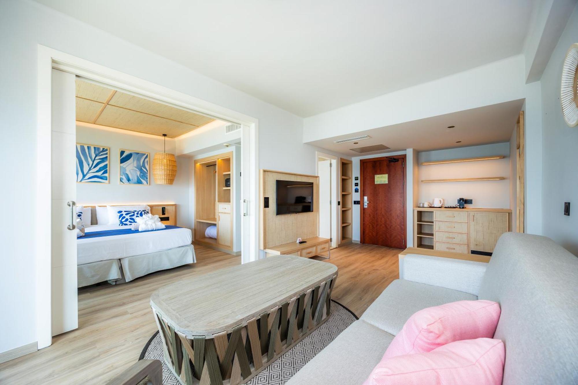 Marins - Adults Only 4*
